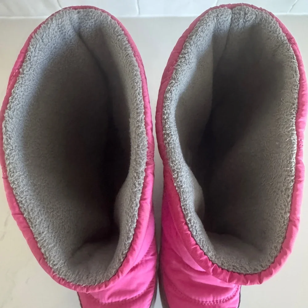 Sorel Whitney Short Waterproof Snow Boots Girls Size 3 Pink Quilted Insulated